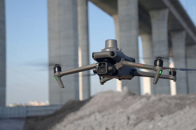 Drohne bei einer Inspektion